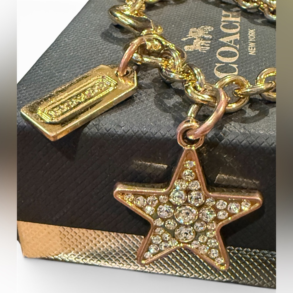 Coach “Piece & Love” Vintage Y2K Gold tone Charm Bracelet with original box - Picture 6 of 12